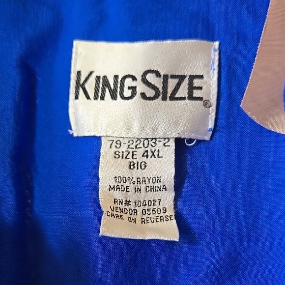 Blue Poker Themed Button-Up Shirt Size 4x. - Picture 2 of 6